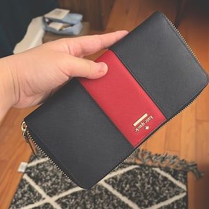 Kate spade Saffiano wallet , euc
